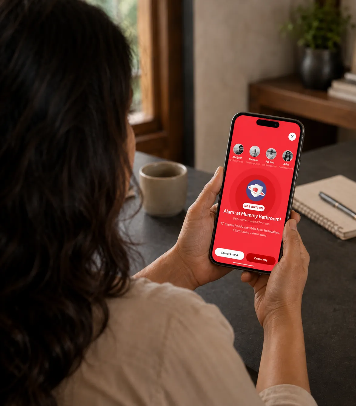 A trusted contact receiving an EyEagle SOS in the app